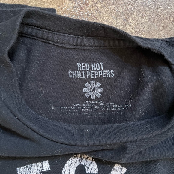 Red Hot Chili Peppers graphic tee - Picture 2 of 2